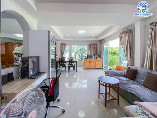 *****บ้านเดี่ยวมือสองย่านนนทบุรี ม.ศุภาลัยพาร์ควิลล์ วงแหวน-ราชพฤกษ์ เนื้อที่กว้าง 63 ตร.ว. ฟังก์ชัน 3 ห้องนอน 3 ห้องน้ำ ที่จอดรถ 2 คัน บ้านหลังใหญ่ ตกแต่งภายในสไตล์โมเดิร์น การเดินทางสะดวกเชื่อมต่อถนนสะพานนนทบุรี-บางบัวทอง ถนนราชพฤกษ์ ถนนบางบัวทอง-สุพรรณบุรี